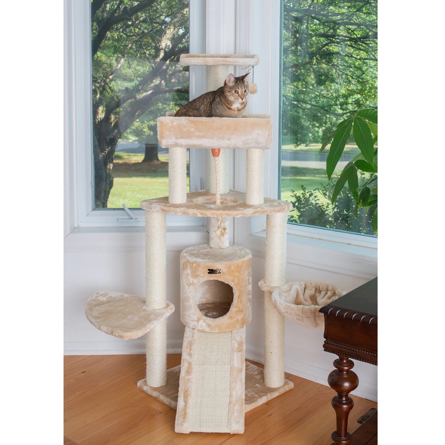 Armarkat Real Wood Spacious Thick Fur Cat Tower W Lounge